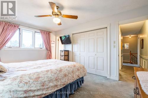 2611 Trinity Church Road, Hamilton, ON - Indoor Photo Showing Bedroom