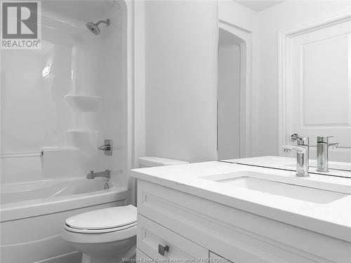 1141 Bridal Falls, Windsor, ON - Indoor Photo Showing Bathroom