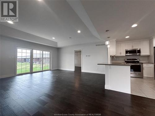 1141 Bridal Falls, Windsor, ON - Indoor Photo Showing Kitchen