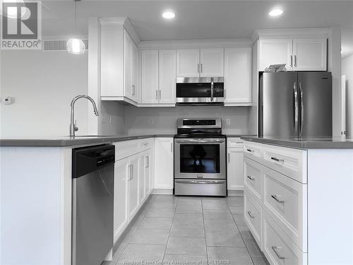 1141 Bridal Falls, Windsor, ON - Indoor Photo Showing Kitchen