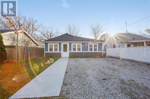 1045 Sycamore Avenue, Kingsville, ON - Outdoor