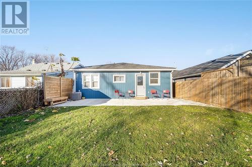 1045 Sycamore Avenue, Kingsville, ON - Outdoor