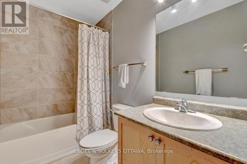 594 Bidwell Street, Ottawa, ON - Indoor Photo Showing Bathroom