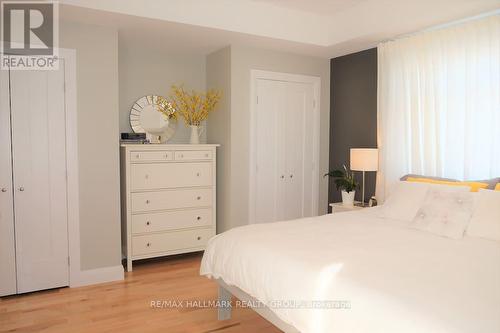 59 Douglas Avenue, Ottawa, ON - Indoor Photo Showing Bedroom