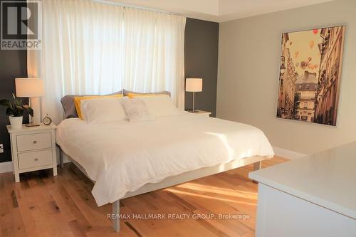 59 Douglas Avenue, Ottawa, ON - Indoor Photo Showing Bedroom