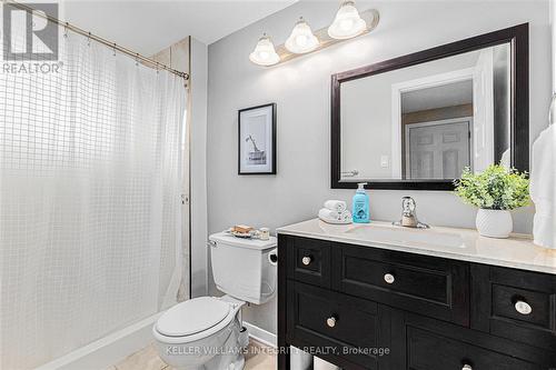 88 Ashgrove Crescent, Ottawa, ON - Indoor Photo Showing Bathroom