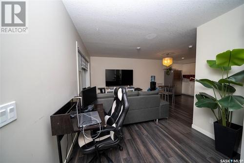 49B 5635 Aerodrome Road, Regina, SK - Indoor Photo Showing Office