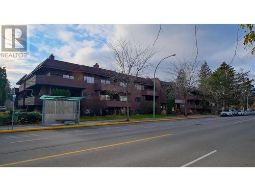 983 Bernard Avenue Unit# 306, Kelowna, BC - Outdoor