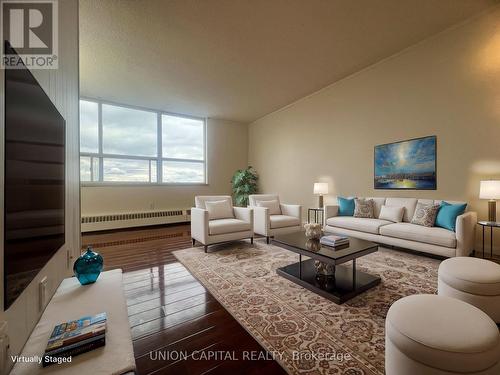 905 - 5 Parkway Forest Drive, Toronto, ON - Indoor Photo Showing Living Room