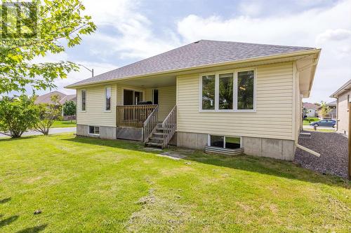 2 Lawson Avenue, Kawartha Lakes (Lindsay), ON - Outdoor With Exterior