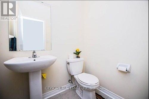 2559 Canadian Street W, Pickering, ON - Indoor Photo Showing Bathroom