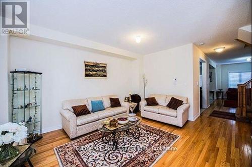 2559 Canadian Street W, Pickering, ON - Indoor Photo Showing Living Room