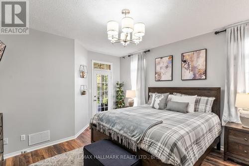 1096 Ridgemount Boulevard, Oshawa, ON - Indoor Photo Showing Bedroom