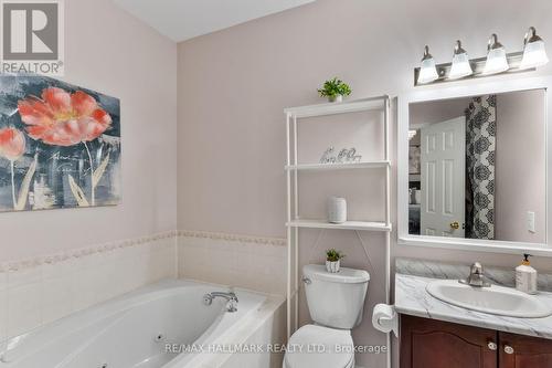 1096 Ridgemount Boulevard, Oshawa, ON - Indoor Photo Showing Bathroom