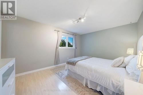 635 Fothergill Boulevard, Burlington, ON - Indoor Photo Showing Bedroom