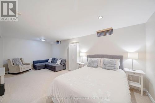 635 Fothergill Boulevard, Burlington, ON - Indoor Photo Showing Bedroom