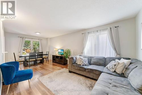 635 Fothergill Boulevard, Burlington, ON - Indoor Photo Showing Living Room