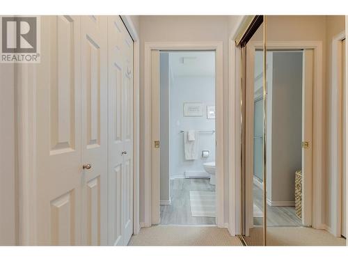 Walk thru closet to the 3 pc ensuite - 3283 Casorso Road Unit# 112, Kelowna, BC 