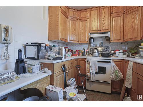 11219 104 St Nw, Edmonton, AB - Indoor Photo Showing Kitchen