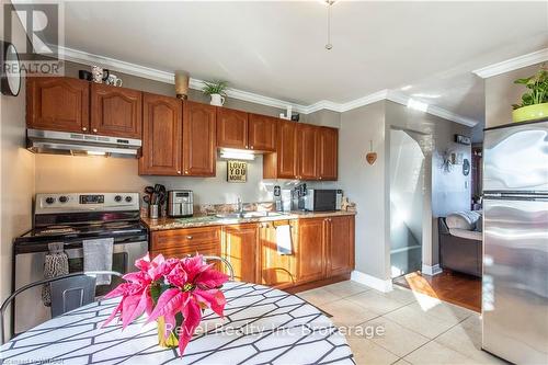 5 - 55 Blandford Street, Woodstock (Woodstock - North), ON - Indoor Photo Showing Kitchen