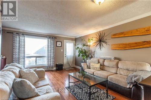 5 - 55 Blandford Street, Woodstock (Woodstock - North), ON - Indoor Photo Showing Living Room