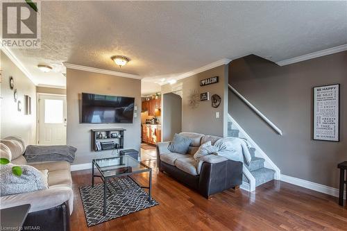 55 Blandford Street Unit# 5, Woodstock, ON - Indoor Photo Showing Living Room