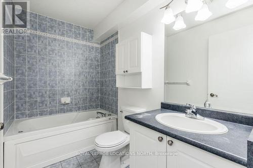 205 - 4 Beck Boulevard, Penetanguishene, ON - Indoor Photo Showing Bathroom