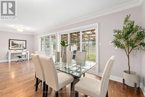 957 Vera Cruz Drive, Mississauga, ON - Indoor Photo Showing Dining Room