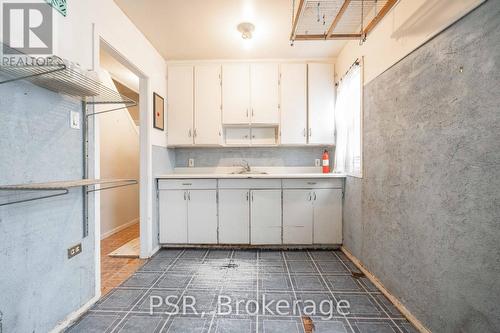 676 Tretheway Drive, Toronto, ON - Indoor Photo Showing Kitchen