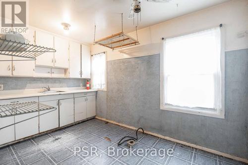 676 Tretheway Drive, Toronto, ON - Indoor Photo Showing Kitchen