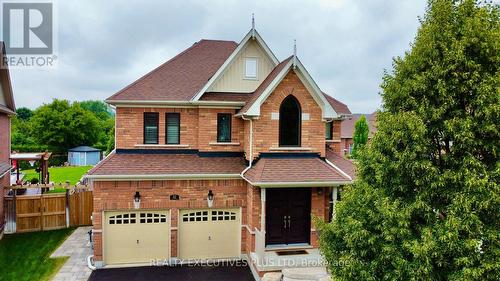 32 Boyces Creek Court, Caledon, ON - Outdoor With Facade