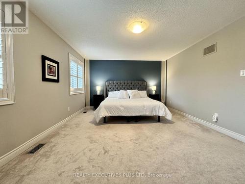 32 Boyces Creek Court, Caledon, ON - Indoor Photo Showing Bedroom