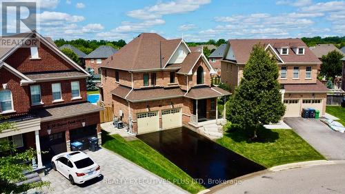 32 Boyces Creek Court, Caledon, ON - Outdoor With Facade