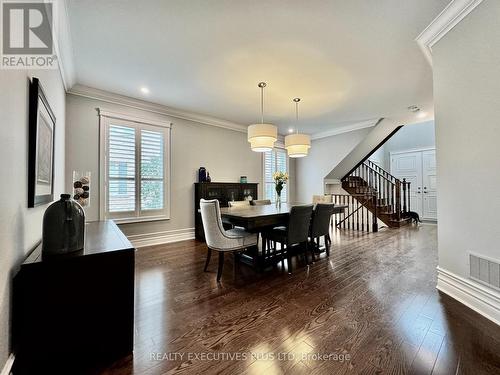 32 Boyces Creek Court, Caledon, ON - Indoor Photo Showing Dining Room