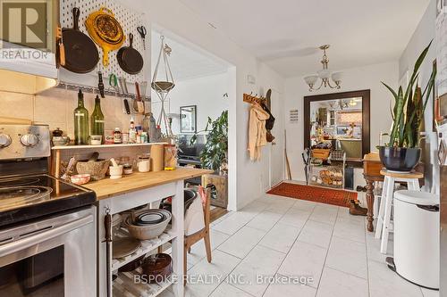 1268 Davenport Road, Toronto, ON - Indoor Photo Showing Kitchen