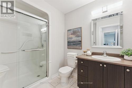 114 - 670 Gordon Street, Whitby (Port Whitby), ON - Indoor Photo Showing Bathroom