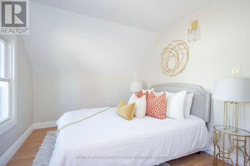 894 Robson Street, Oshawa (Lakeview), ON - Indoor Photo Showing Bedroom