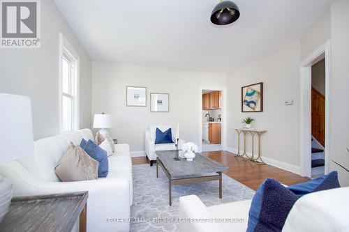 894 Robson Street, Oshawa (Lakeview), ON - Indoor Photo Showing Living Room