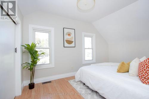 894 Robson Street, Oshawa (Lakeview), ON - Indoor Photo Showing Bedroom