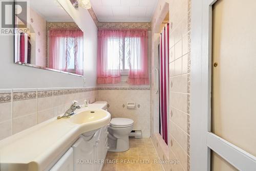 19 Park Street, Kawartha Lakes (Bobcaygeon), ON - Indoor Photo Showing Bathroom