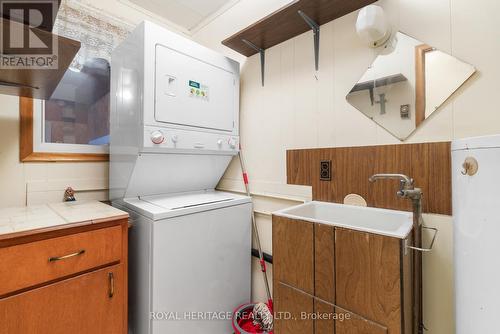 19 Park Street, Kawartha Lakes (Bobcaygeon), ON - Indoor Photo Showing Laundry Room