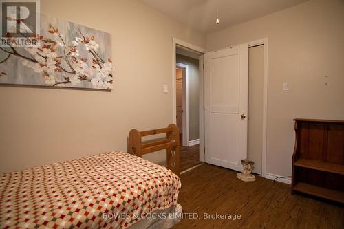 967 Smith Court, Smith-Ennismore-Lakefield, ON - Indoor Photo Showing Bedroom