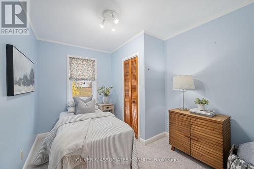 393 Stephen Street, London, ON - Indoor Photo Showing Bedroom