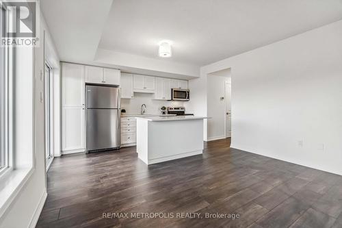 23 - 15 Stauffer Woods Trail, Kitchener, ON - Indoor Photo Showing Kitchen