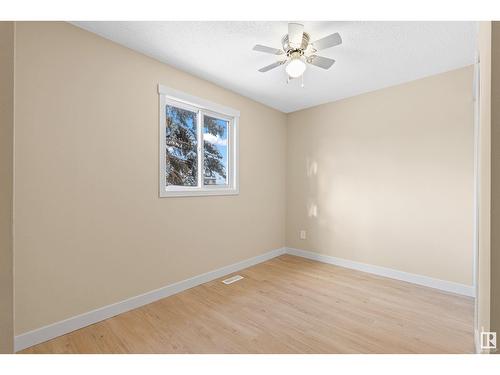 3423 42 St Nw, Edmonton, AB - Indoor Photo Showing Other Room