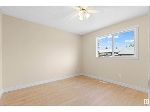 3423 42 St Nw, Edmonton, AB - Indoor Photo Showing Other Room