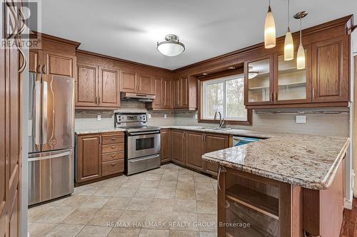 1660 Des Broussailles Terrace, Ottawa, ON - Indoor Photo Showing Kitchen With Stainless Steel Kitchen