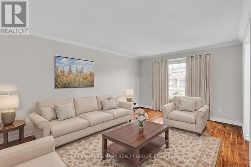 1660 Des Broussailles Terrace, Ottawa, ON - Indoor Photo Showing Living Room