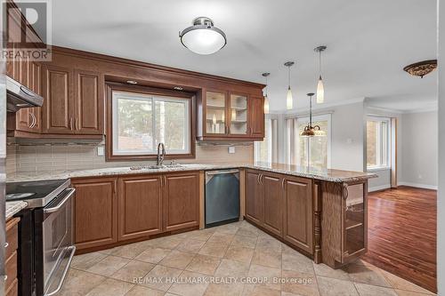 1660 Des Broussailles Terrace, Ottawa, ON - Indoor Photo Showing Kitchen With Stainless Steel Kitchen With Double Sink With Upgraded Kitchen