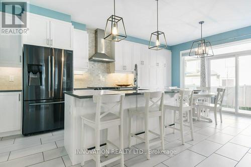 266 Ponderosa Street, Ottawa, ON - Indoor Photo Showing Kitchen With Stainless Steel Kitchen With Upgraded Kitchen